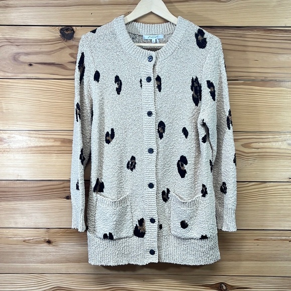 Foxcroft Nikita Cardigan Sweater Medium Leopard Beige Black 100% Cotton NWT - Picture 1 of 16